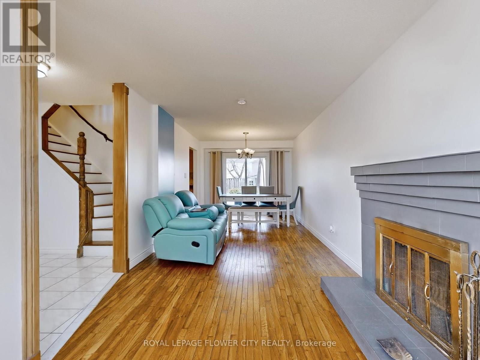 Property at 3121 KEYNES CRESCENT image 4