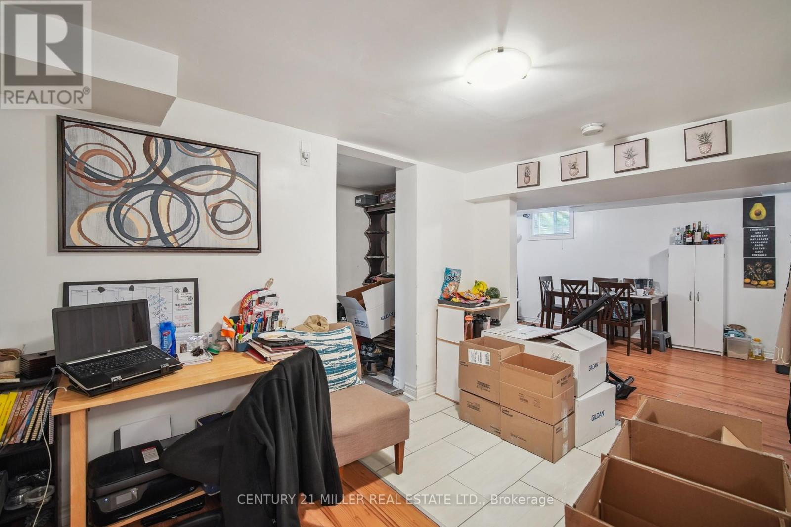 285 Mississaga Street, Oakville, Ontario  L6L 6J8 - Photo 22 - W12169712