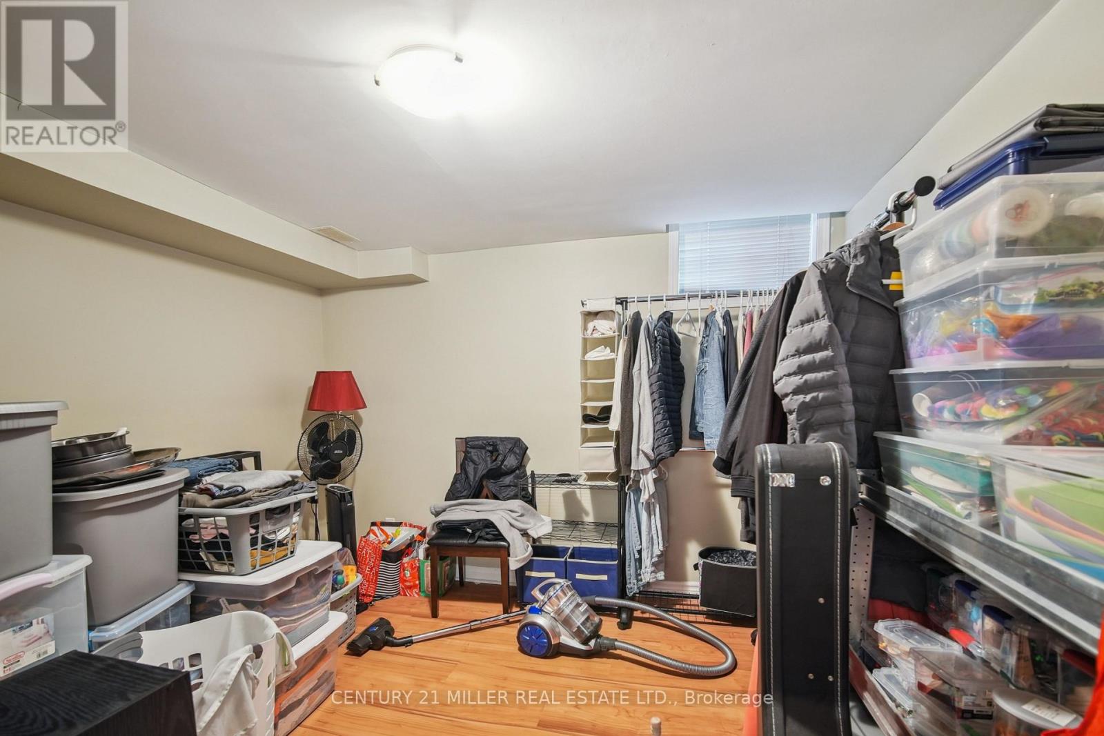 285 Mississaga Street, Oakville, Ontario  L6L 6J8 - Photo 23 - W12169712