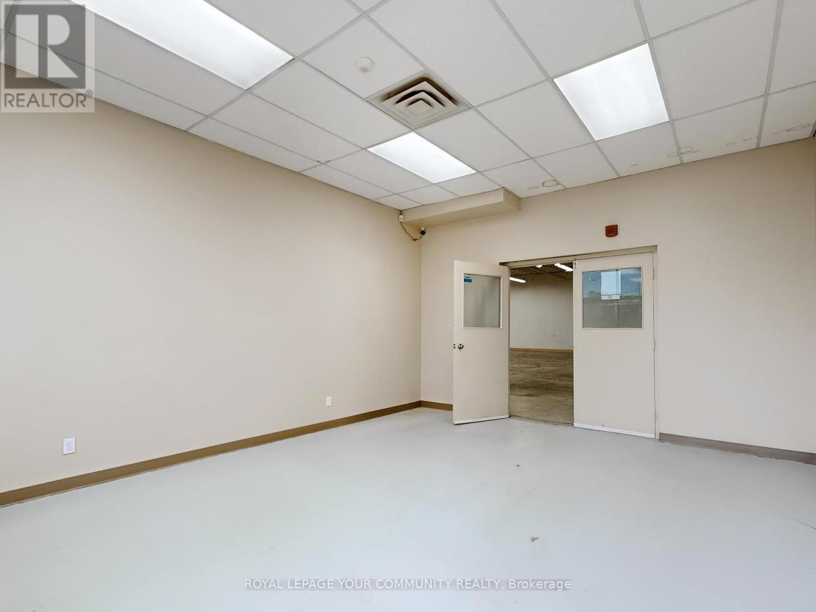 A - 26 Racine Road, Toronto, Ontario  M9W 2Z3 - Photo 6 - W12169715