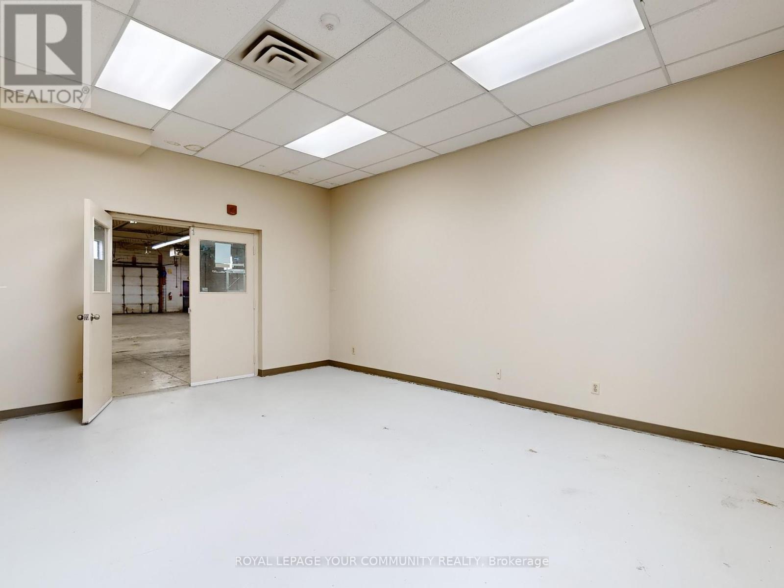 A - 26 Racine Road, Toronto, Ontario  M9W 2Z3 - Photo 7 - W12169715