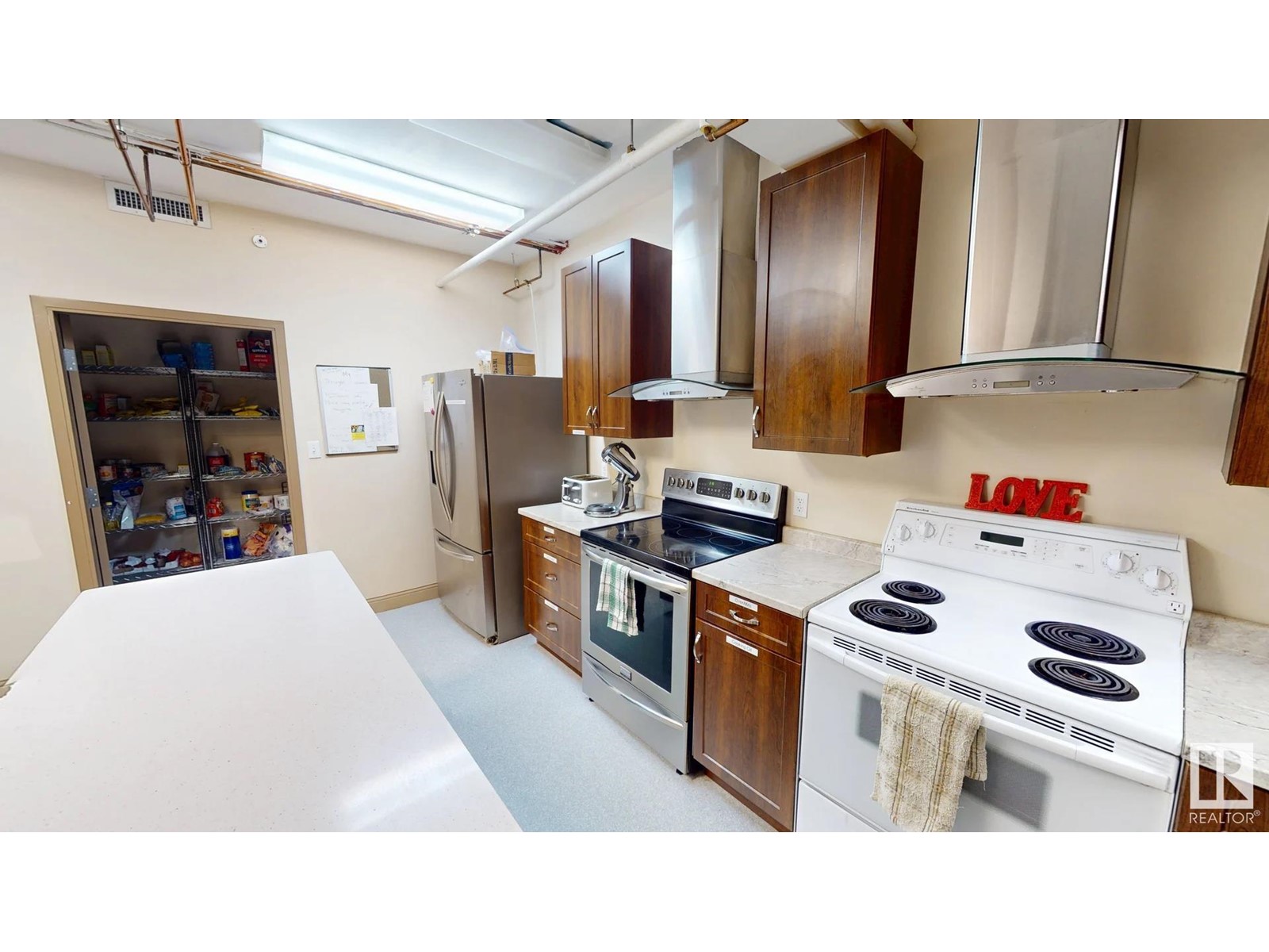 18435 18465 121 Av Nw, Edmonton, Alberta  T5V 1R2 - Photo 5 - E4438184
