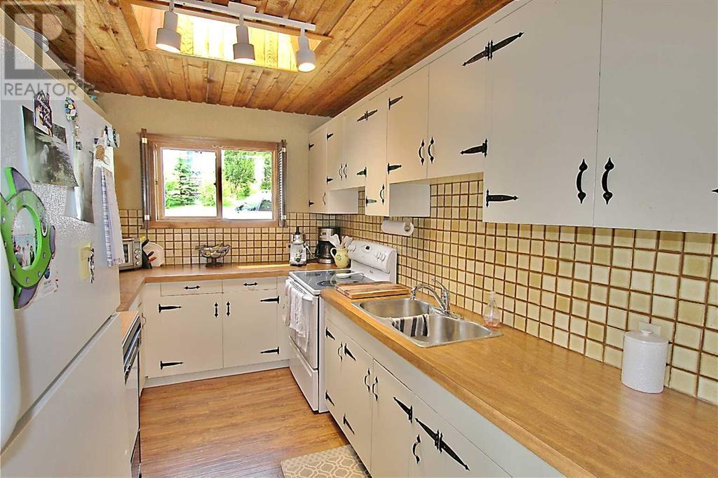 1309 Willow Road, Sunbreaker Cove, Alberta  T0C 0J0 - Photo 6 - A2223853