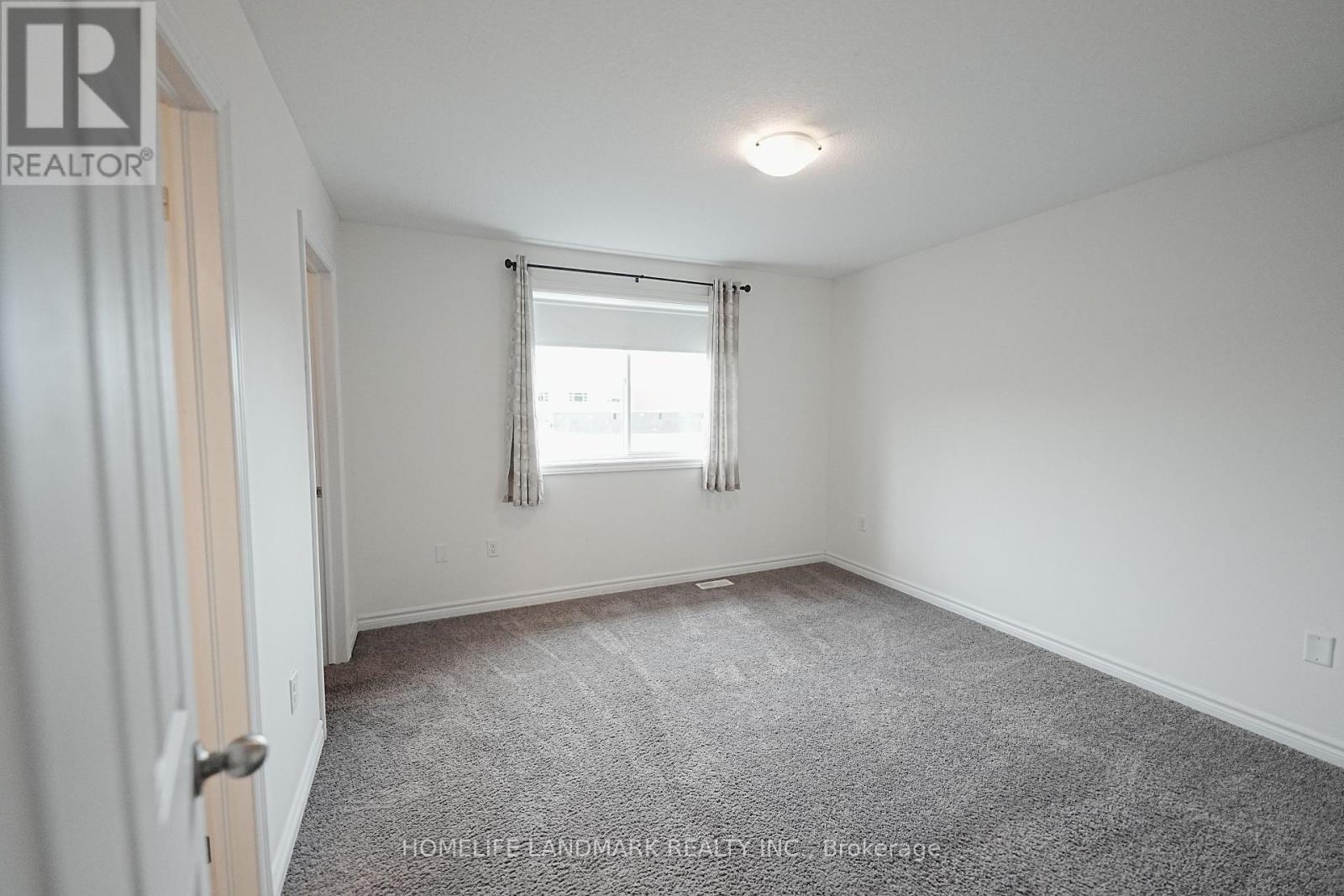 851 Silverfox Crescent, London North, Ontario  N6G 0N6 - Photo 15 - X12169600