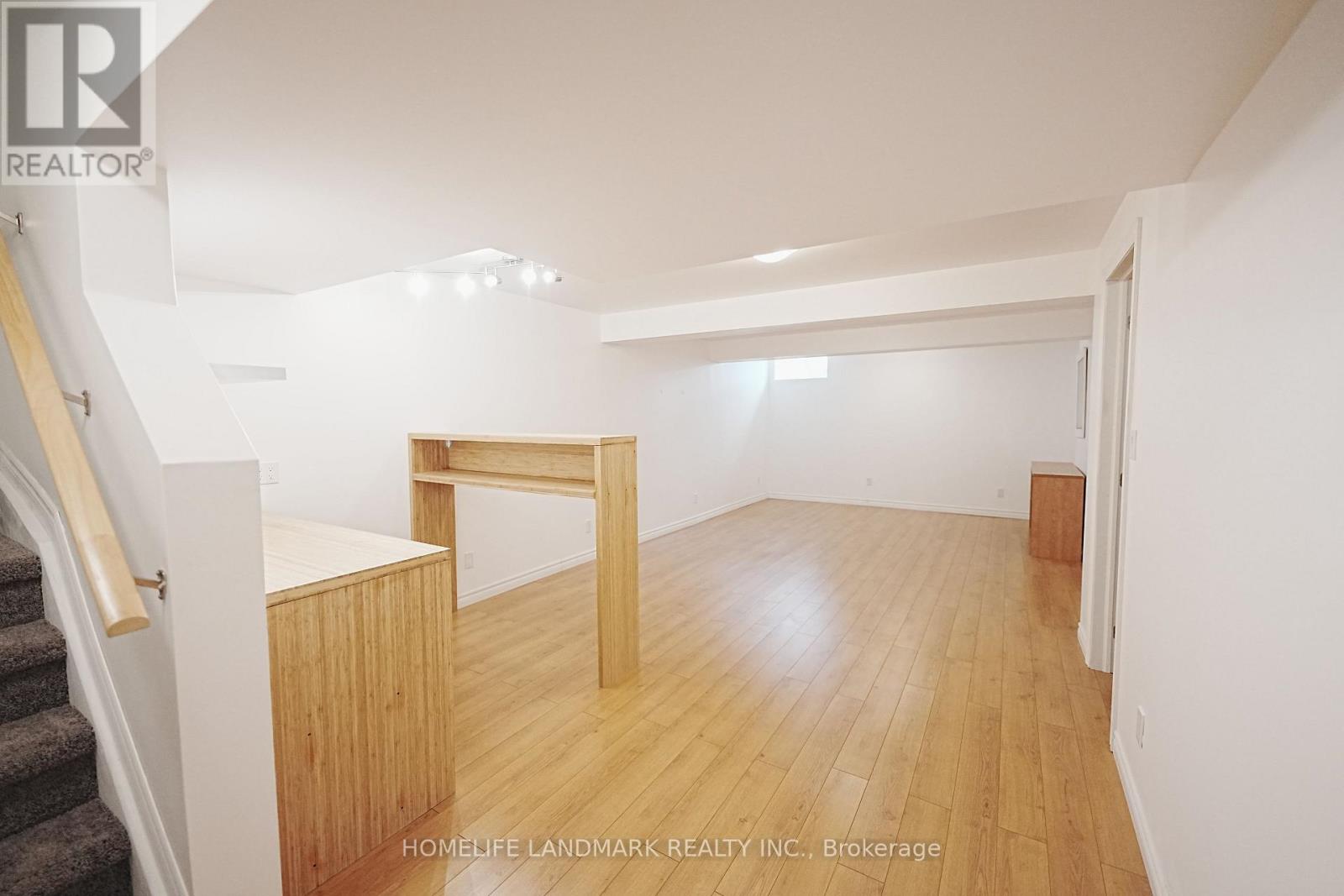 851 Silverfox Crescent, London North, Ontario  N6G 0N6 - Photo 25 - X12169600