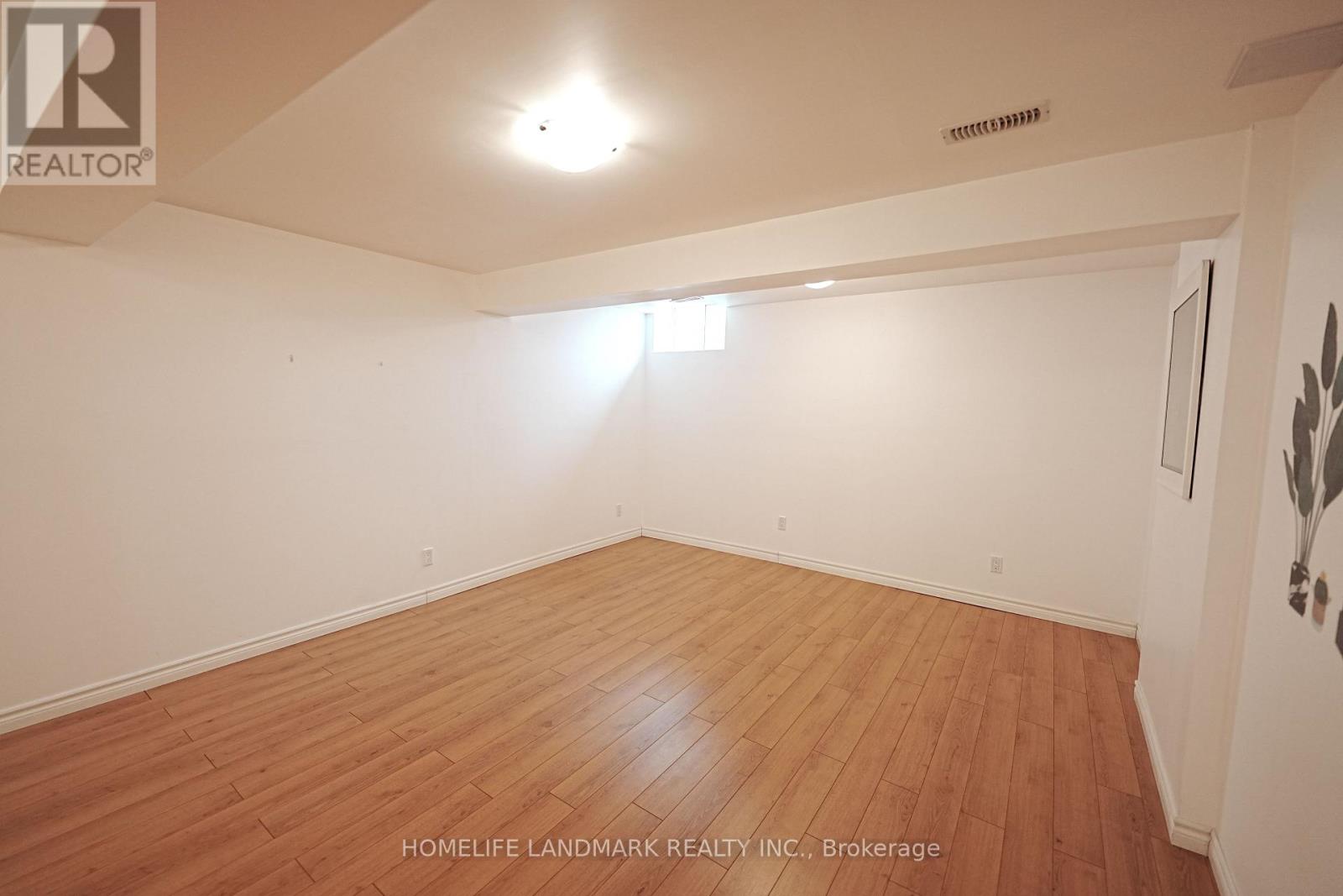 851 Silverfox Crescent, London North, Ontario  N6G 0N6 - Photo 29 - X12169600