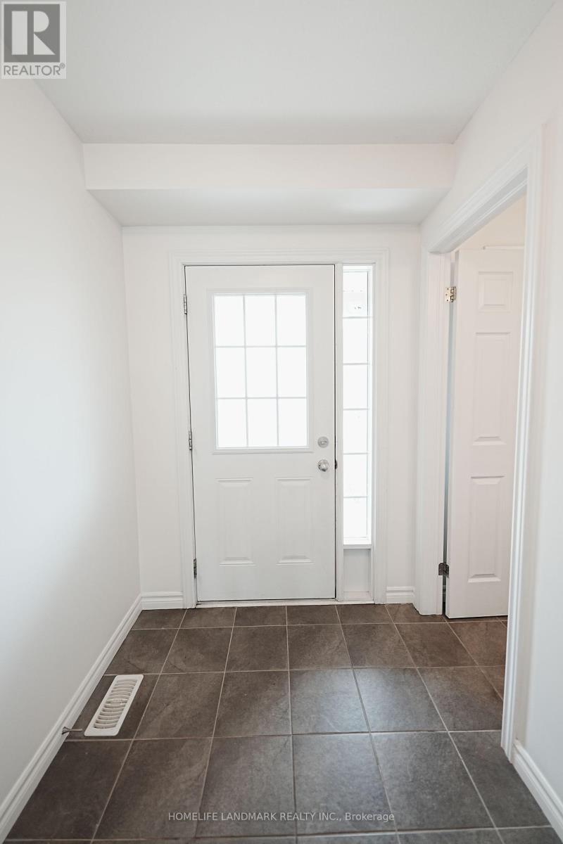 851 Silverfox Crescent, London North, Ontario  N6G 0N6 - Photo 3 - X12169600