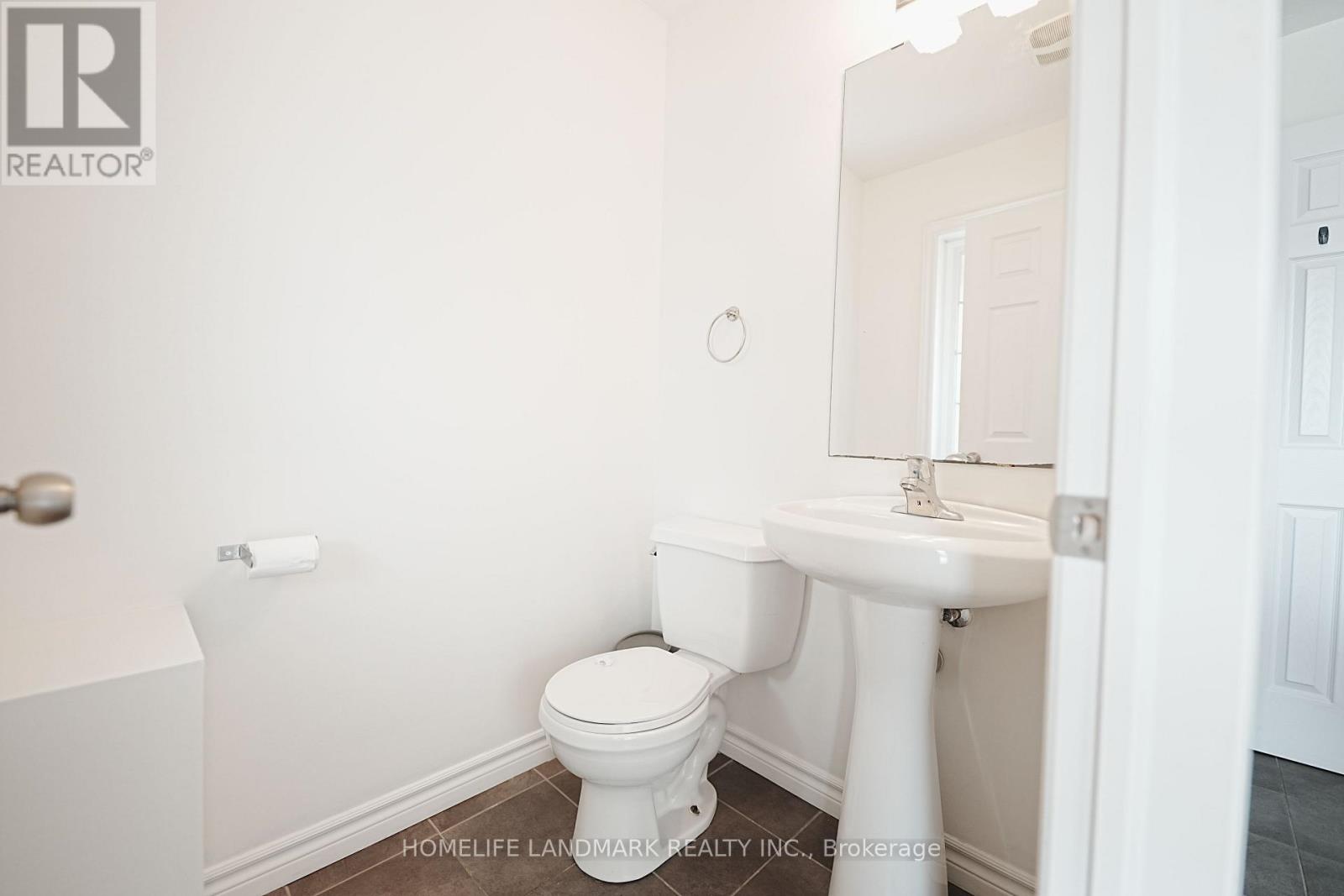 851 Silverfox Crescent, London North, Ontario  N6G 0N6 - Photo 4 - X12169600