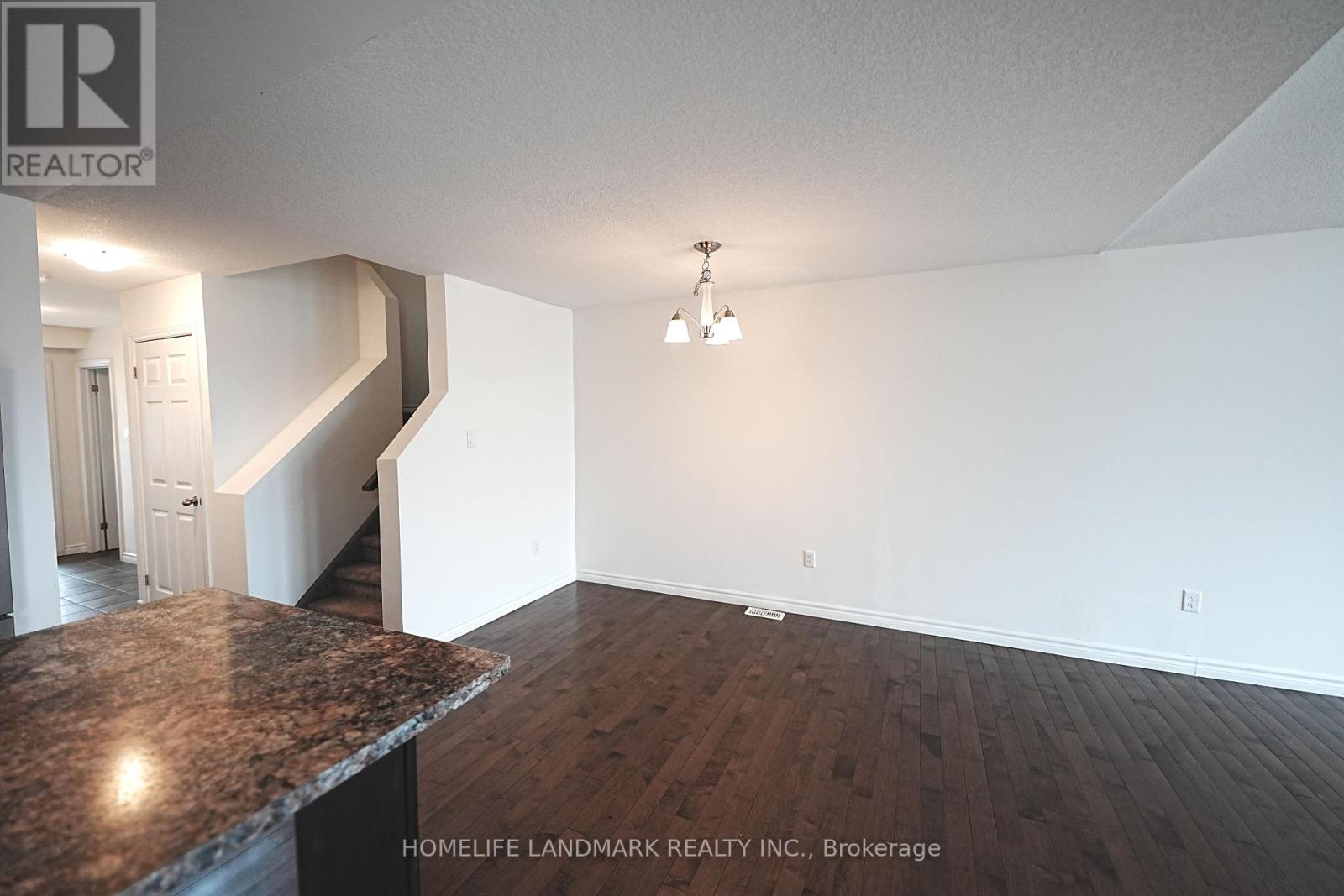851 Silverfox Crescent, London North, Ontario  N6G 0N6 - Photo 6 - X12169600