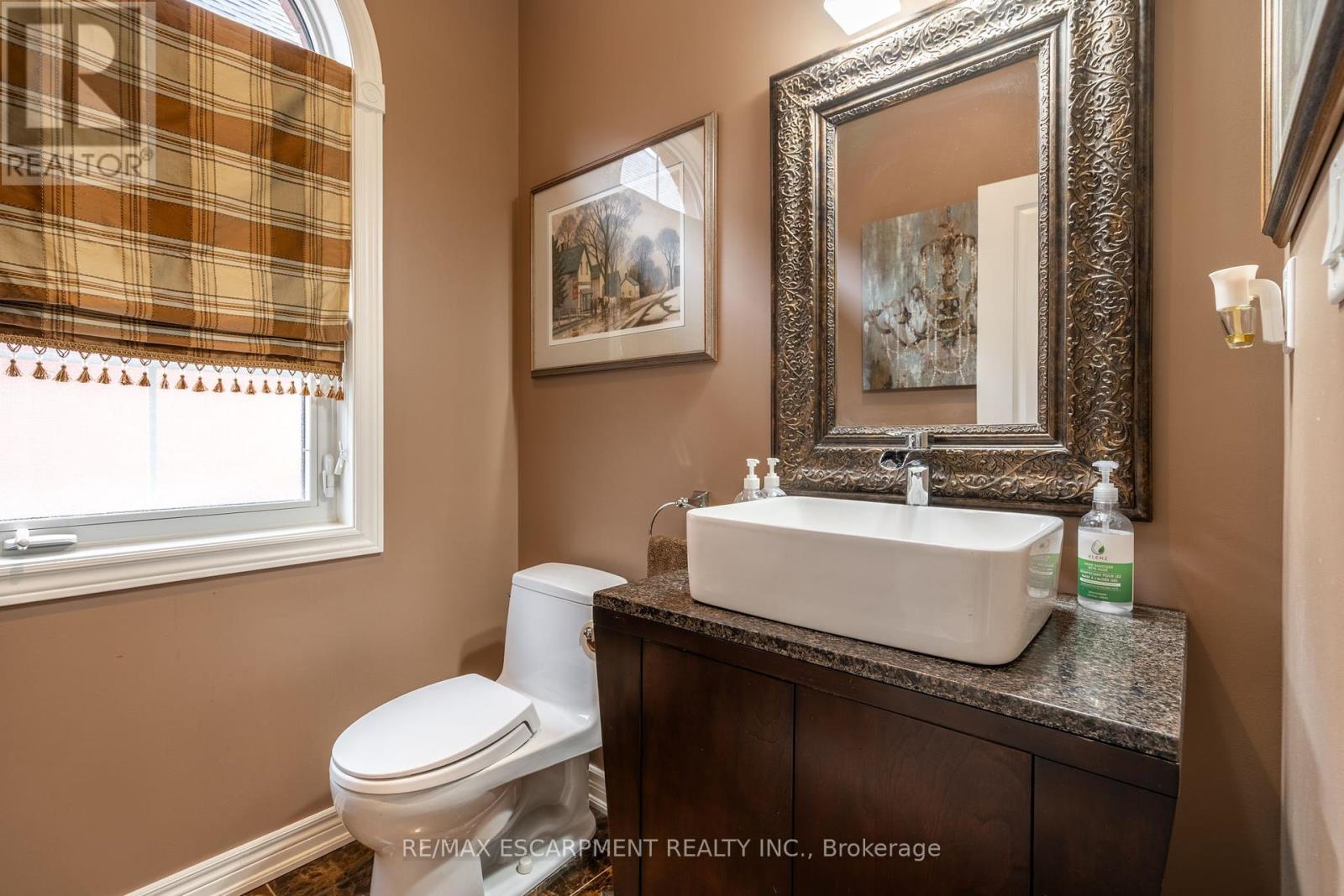 Property at 13 IRON BRIDGE COURT image 5