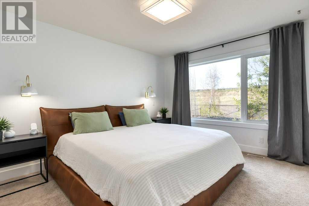 270 Discovery Ridge Way Sw, Calgary, Alberta  T3H 5S9 - Photo 15 - A2208288