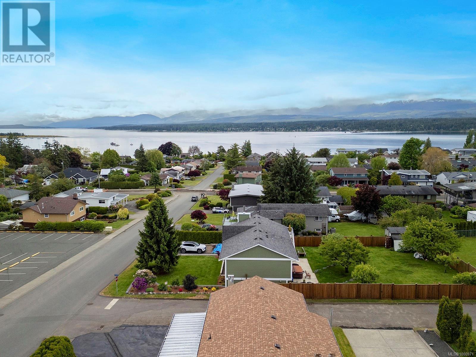 251 Beach Dr, Comox, British Columbia