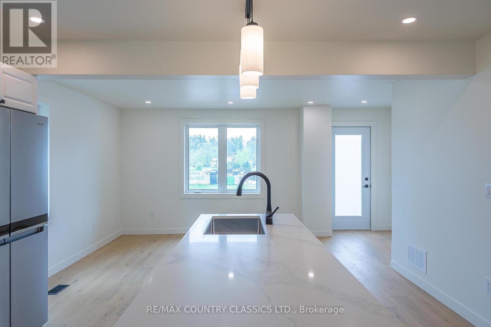 144 County Rd 504, North Kawartha, Ontario  K0L 1A0 - Photo 16 - X12168184
