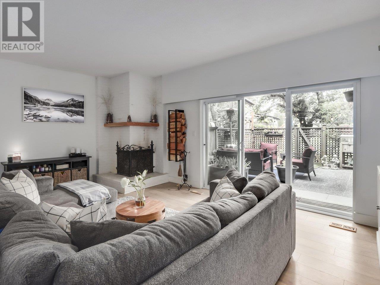 Property at 139 3300 CAPILANO ROAD image 4