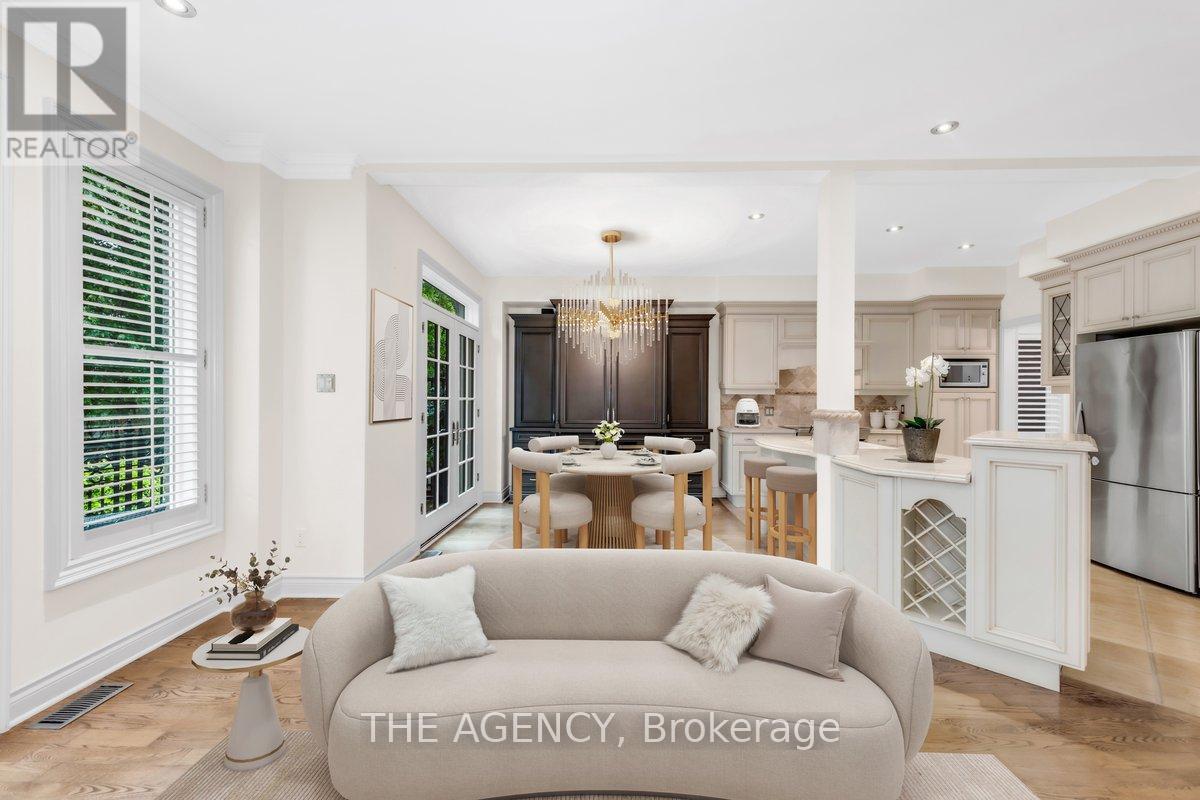 313 Broadway Avenue, Toronto, Ontario  M4P 1W2 - Photo 10 - C12169733