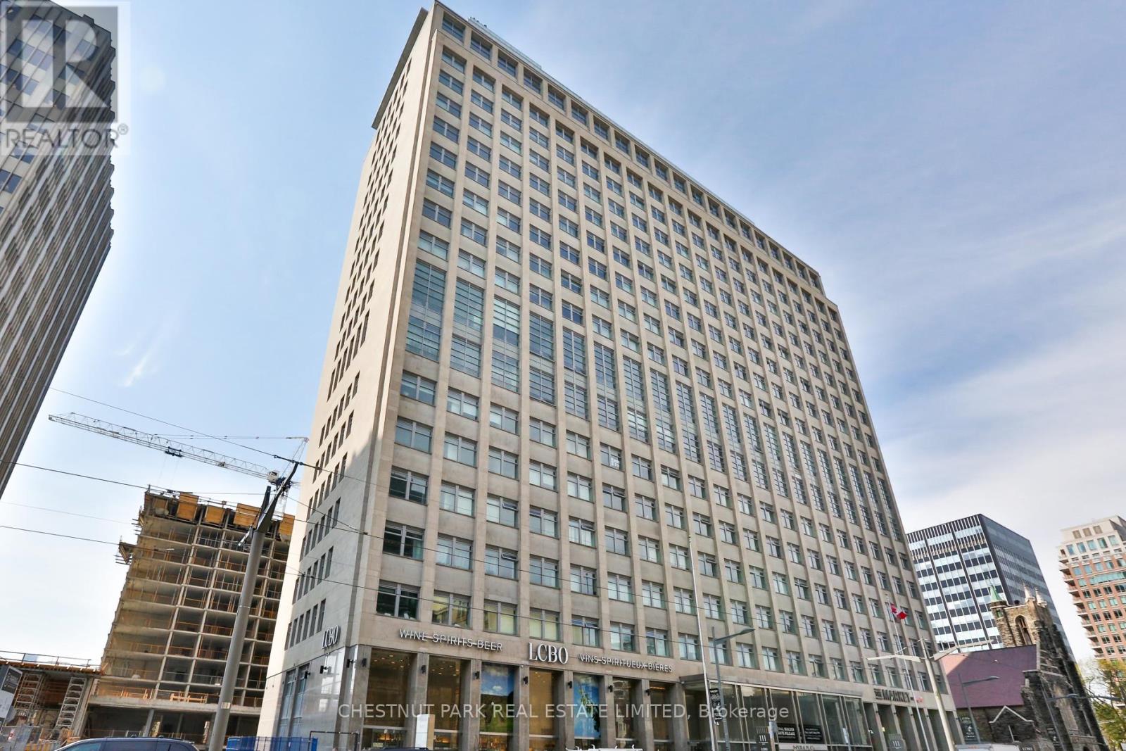1422 - 111 ST CLAIR AVENUE W, Toronto, Ontario