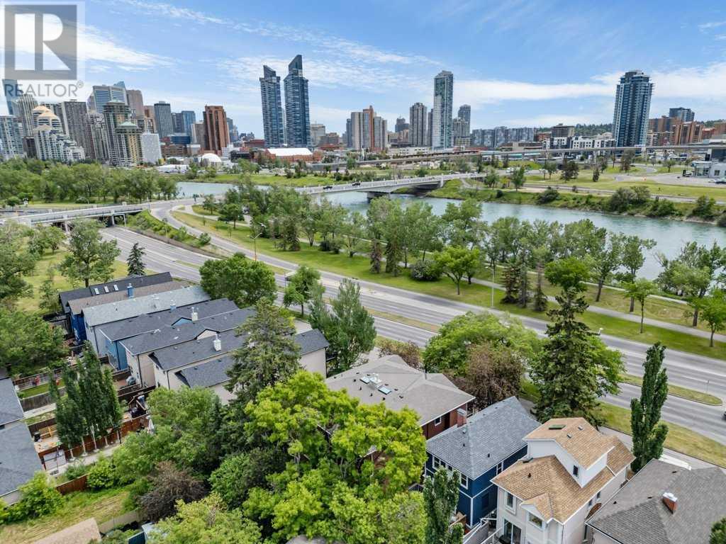 Property at 1650 Westmount Boulevard NW image 2