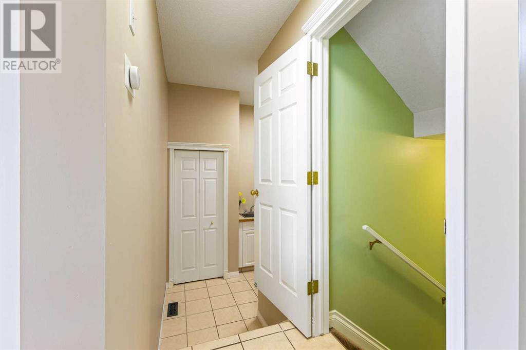 74 Weston Green Sw, Calgary, Alberta  T3H 5E9 - Photo 11 - A2224081