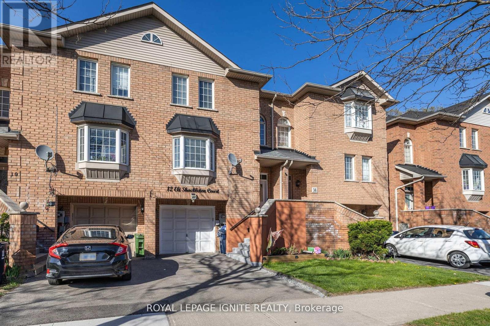 12 Eli Shackleton Court, Toronto, Ontario  M1E 5K3 - Photo 2 - E12169768