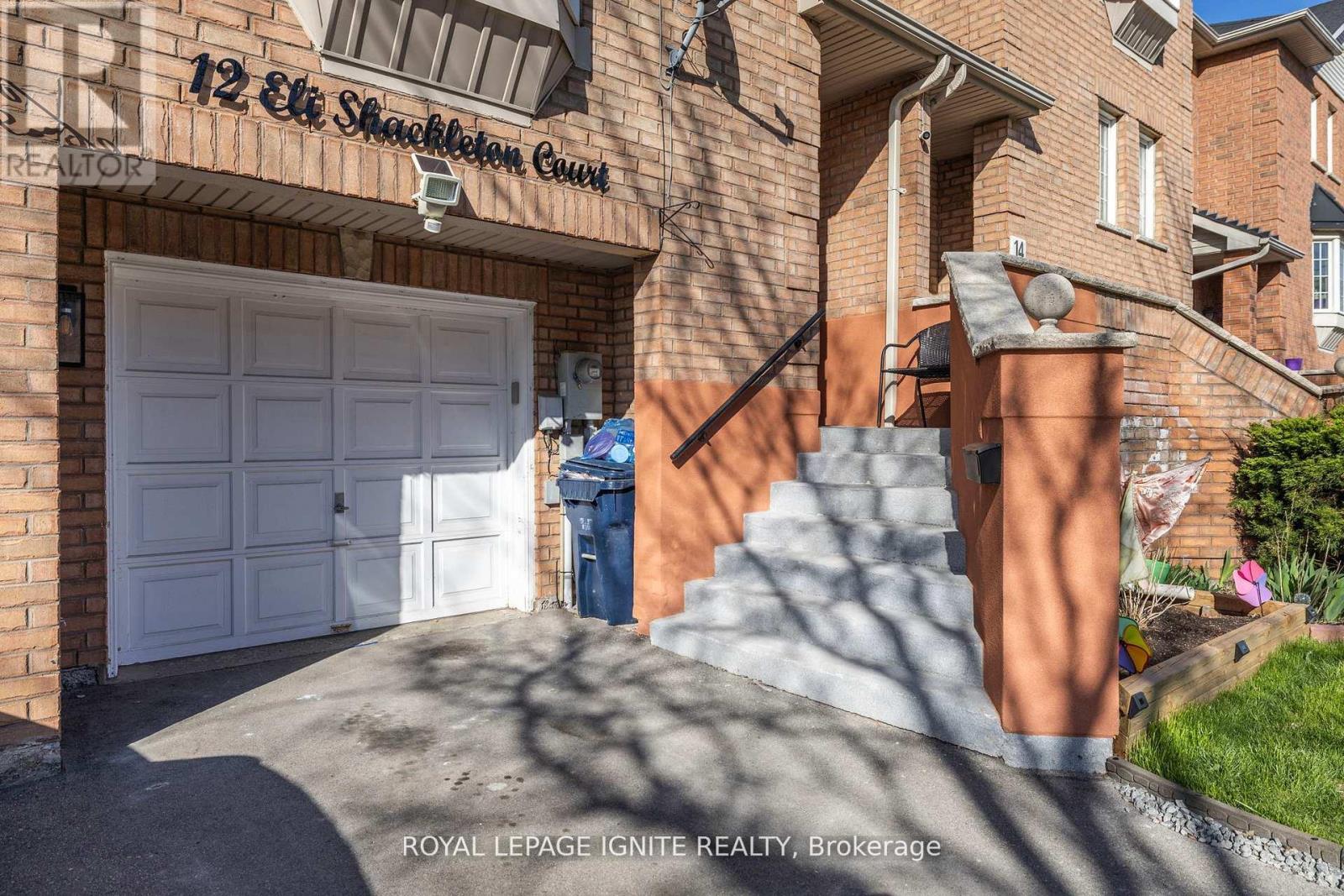 12 Eli Shackleton Court, Toronto, Ontario  M1E 5K3 - Photo 4 - E12169768
