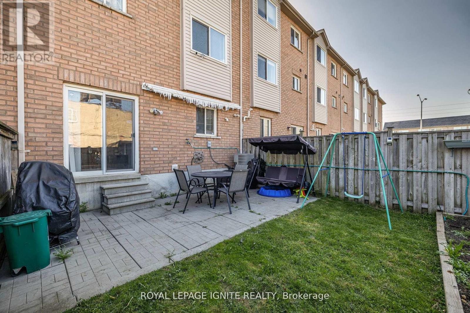 12 Eli Shackleton Court, Toronto, Ontario  M1E 5K3 - Photo 44 - E12169768