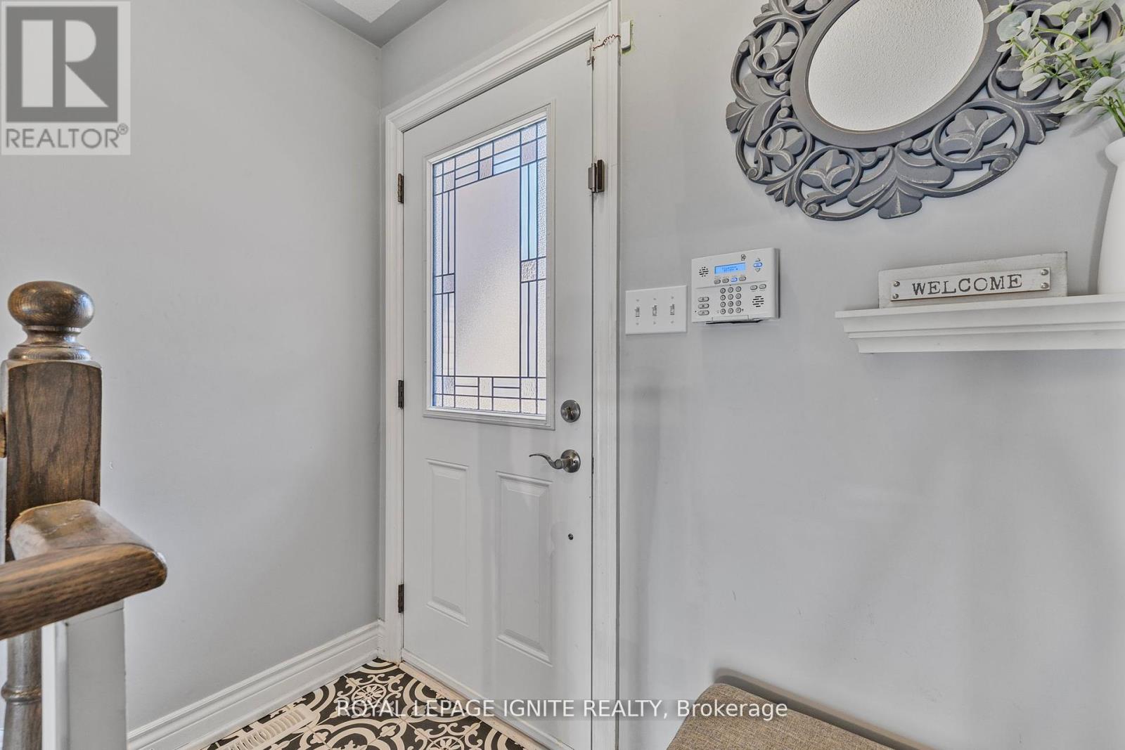 12 Eli Shackleton Court, Toronto, Ontario  M1E 5K3 - Photo 6 - E12169768