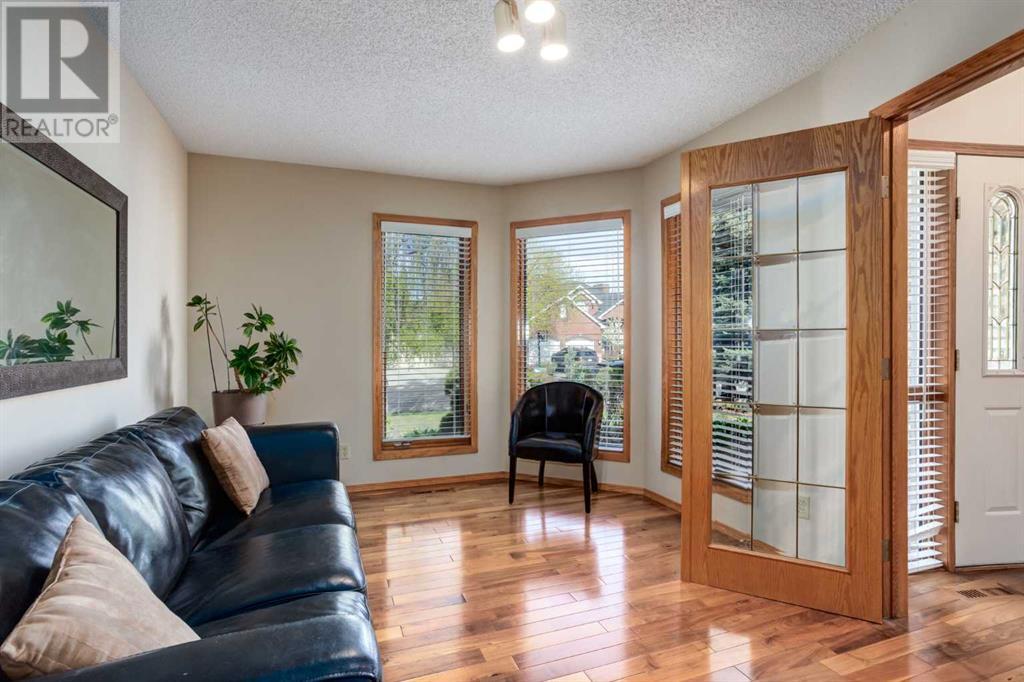 119 Pumpmeadow Place Sw, Calgary, Alberta  T2V 5C9 - Photo 19 - A2223840