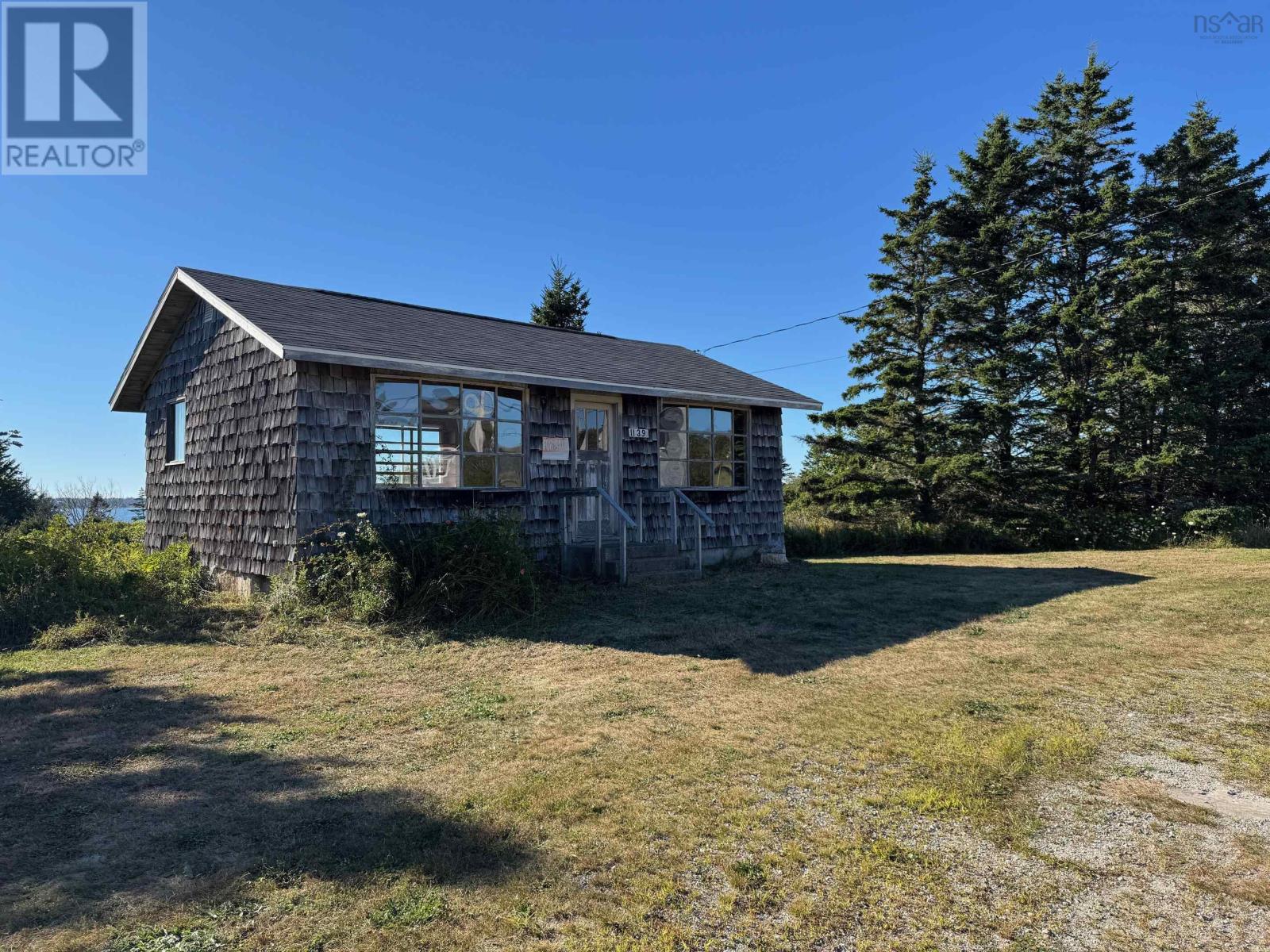 1139 Highway 3, Middle East Pubnico, Nova Scotia  B0W 2A0 - Photo 2 - 202324563