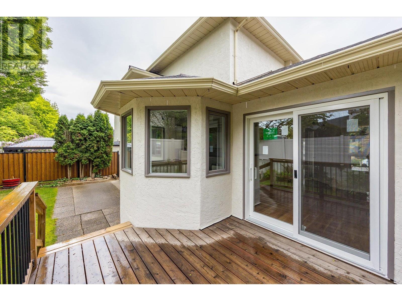 1856 Portland Place, Kelowna, British Columbia  V1V 1P9 - Photo 39 - 10347460