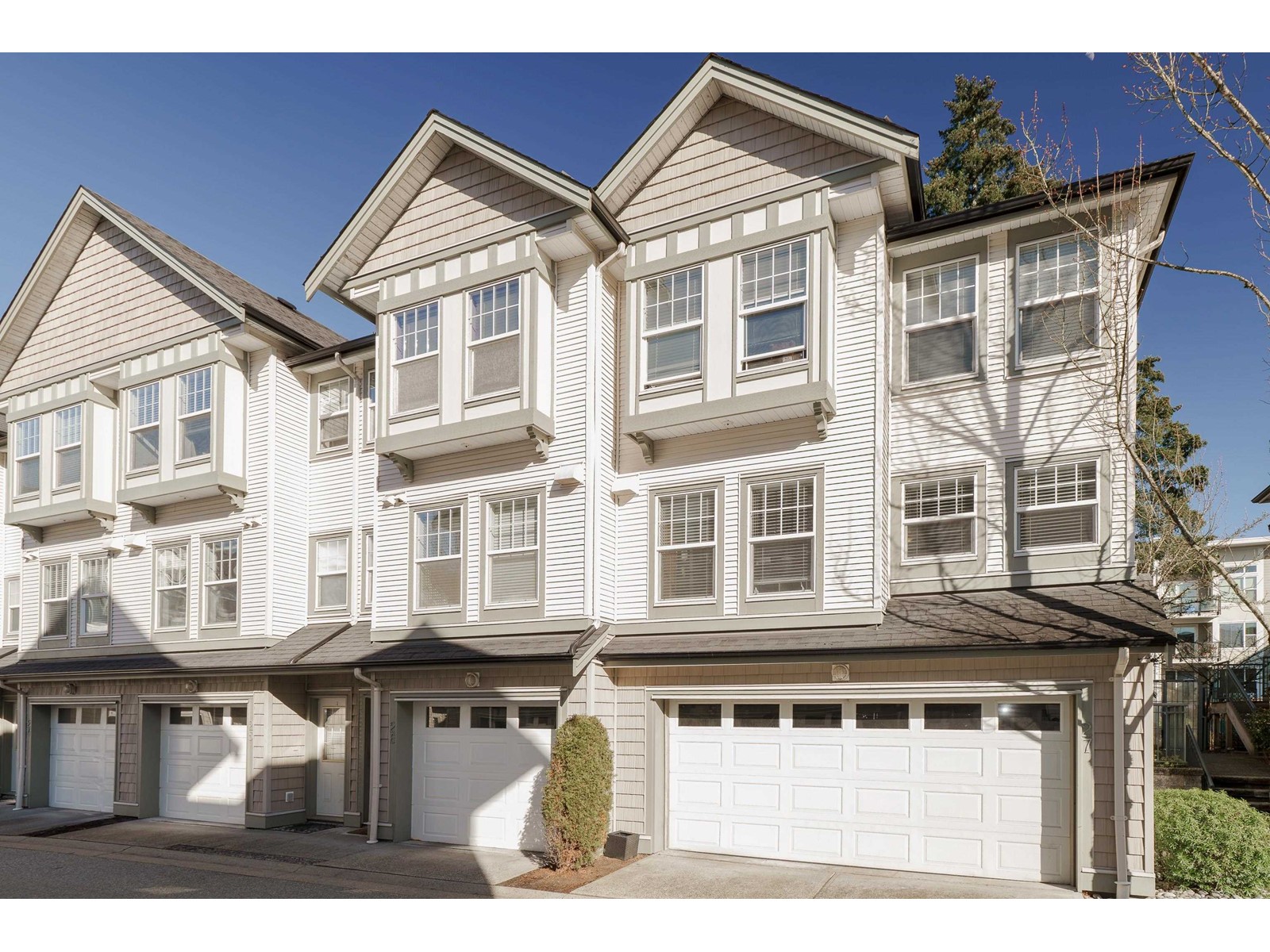 27 8638 159 STREET, surrey, British Columbia