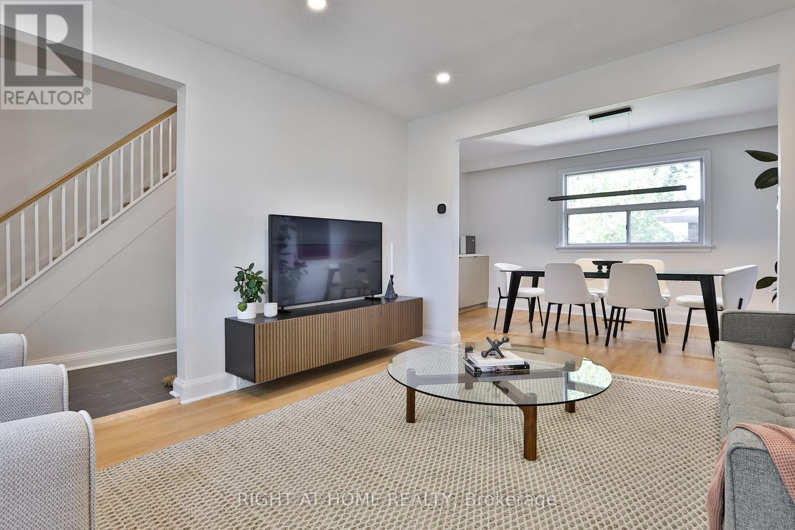 20 Amesbury Drive, Toronto, Ontario  M6M 4H4 - Photo 4 - W12163687