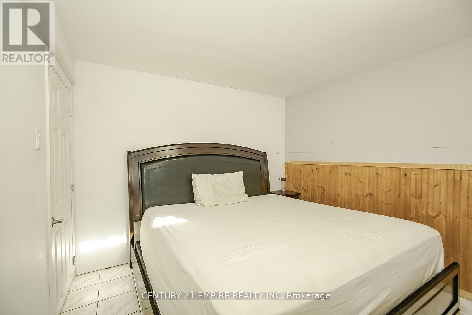 231 Murray Street, Brampton, Ontario  L6X 3M1 - Photo 39 - W12169761