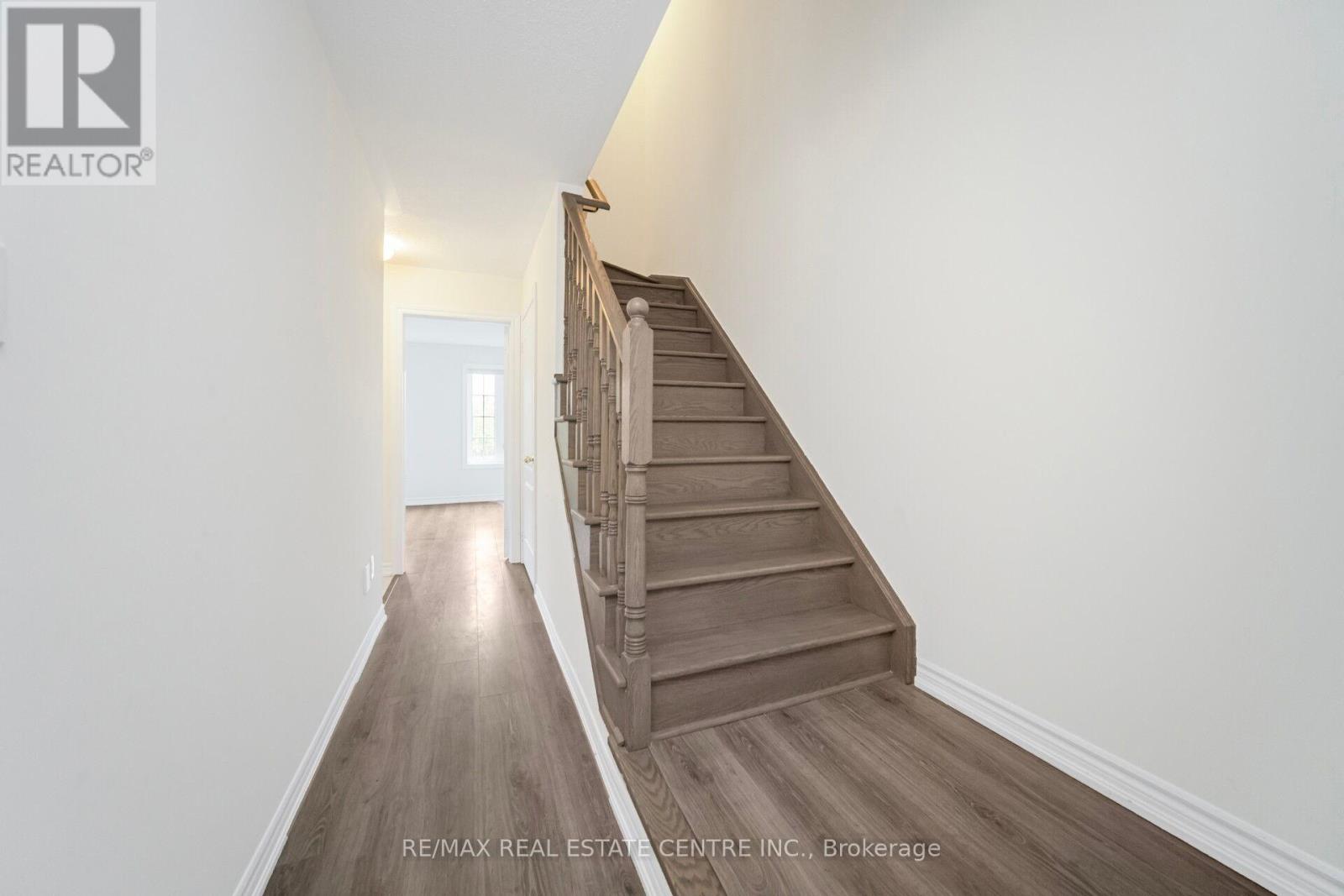 26 Miami Grove, Brampton (Heart Lake East), Ontario  L6Z 0H6 - Photo 13 - W12169788