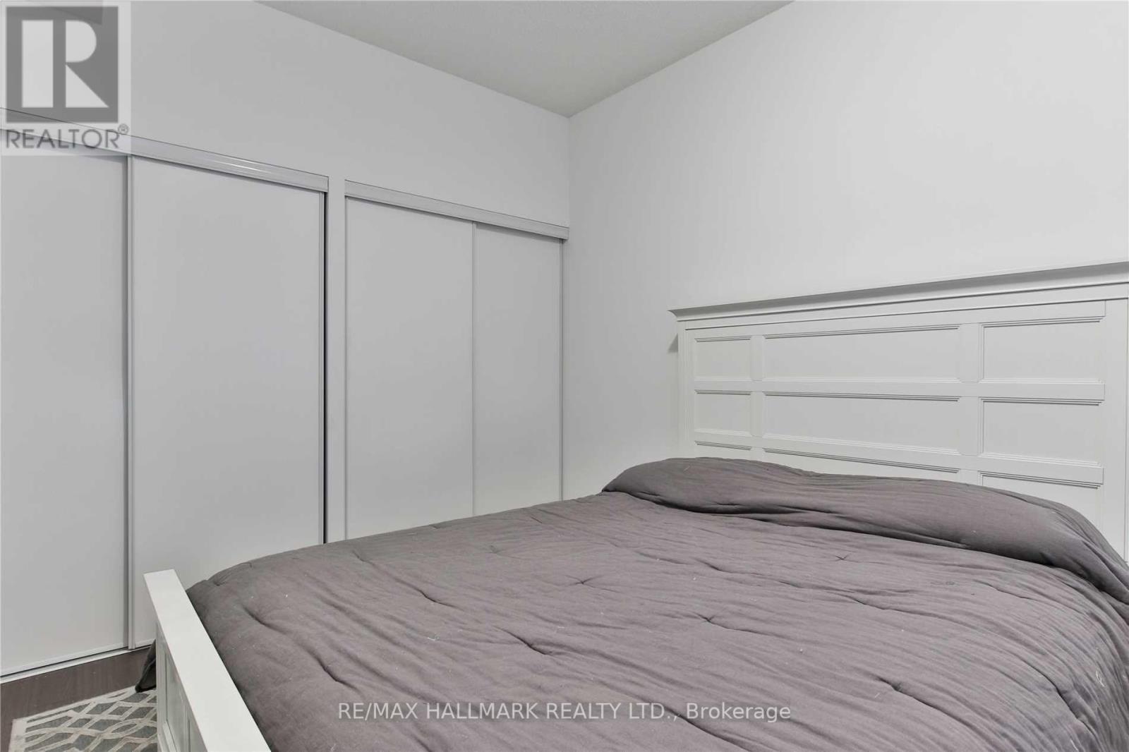 221 - 277 South Park Road, Markham, Ontario  L3T 0B5 - Photo 10 - N12169612
