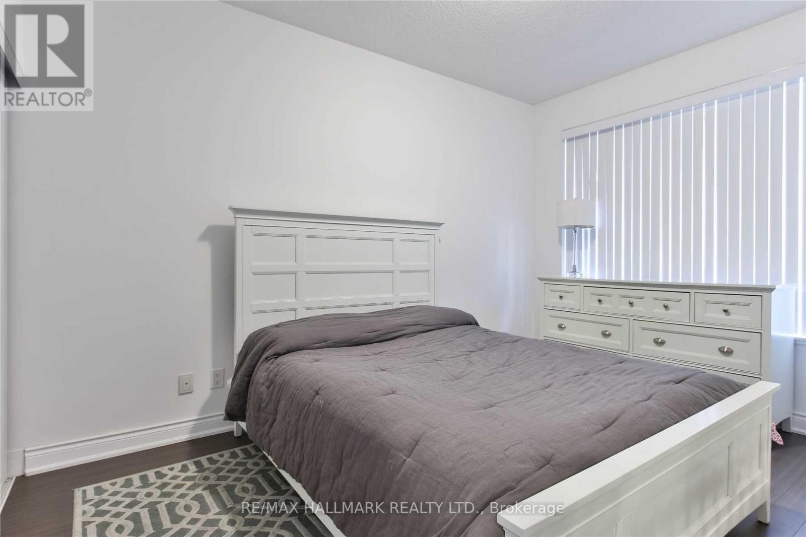 221 - 277 South Park Road, Markham, Ontario  L3T 0B5 - Photo 9 - N12169612