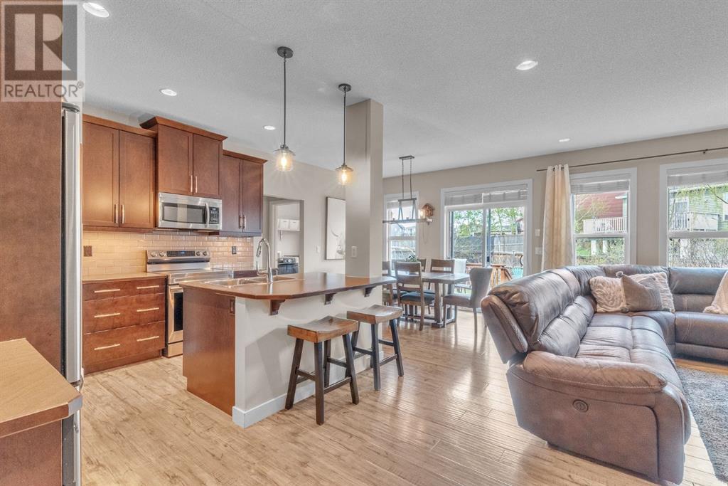 308 West Creek Drive, Chestermere, Alberta  T1X 0B4 - Photo 9 - A2219460