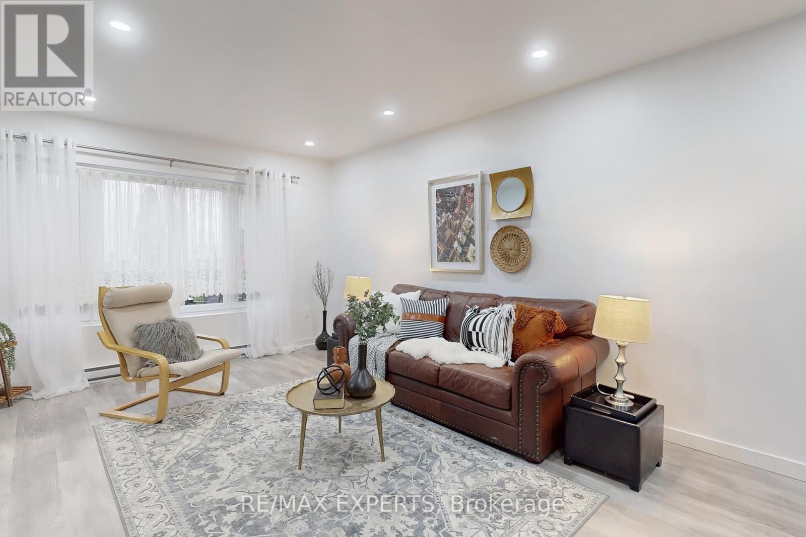 66 Scarborough Golf Club Road, Toronto, Ontario  M1M 3C5 - Photo 2 - E12168726