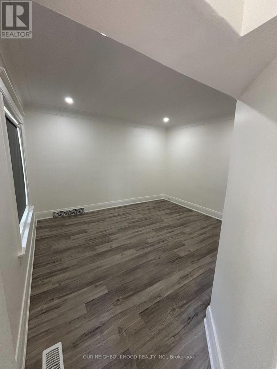 18 Cherry Street, St. Catharines, Ontario  L2R 5M4 - Photo 3 - X12169728