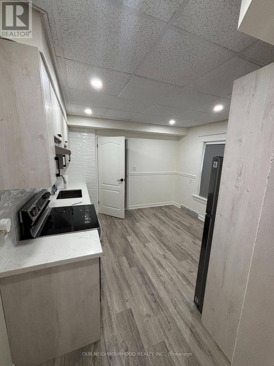 18 Cherry Street, St. Catharines, Ontario  L2R 5M4 - Photo 9 - X12169728