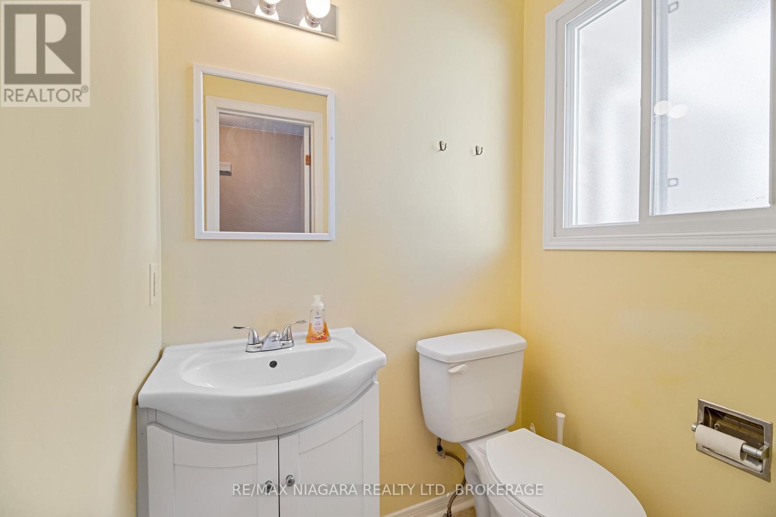 Property at 18 JULIE DRIVE image 5