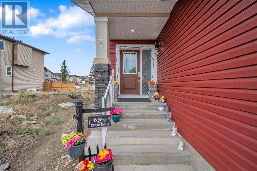 Property at 148 Saddlecrest Circle NE image 4