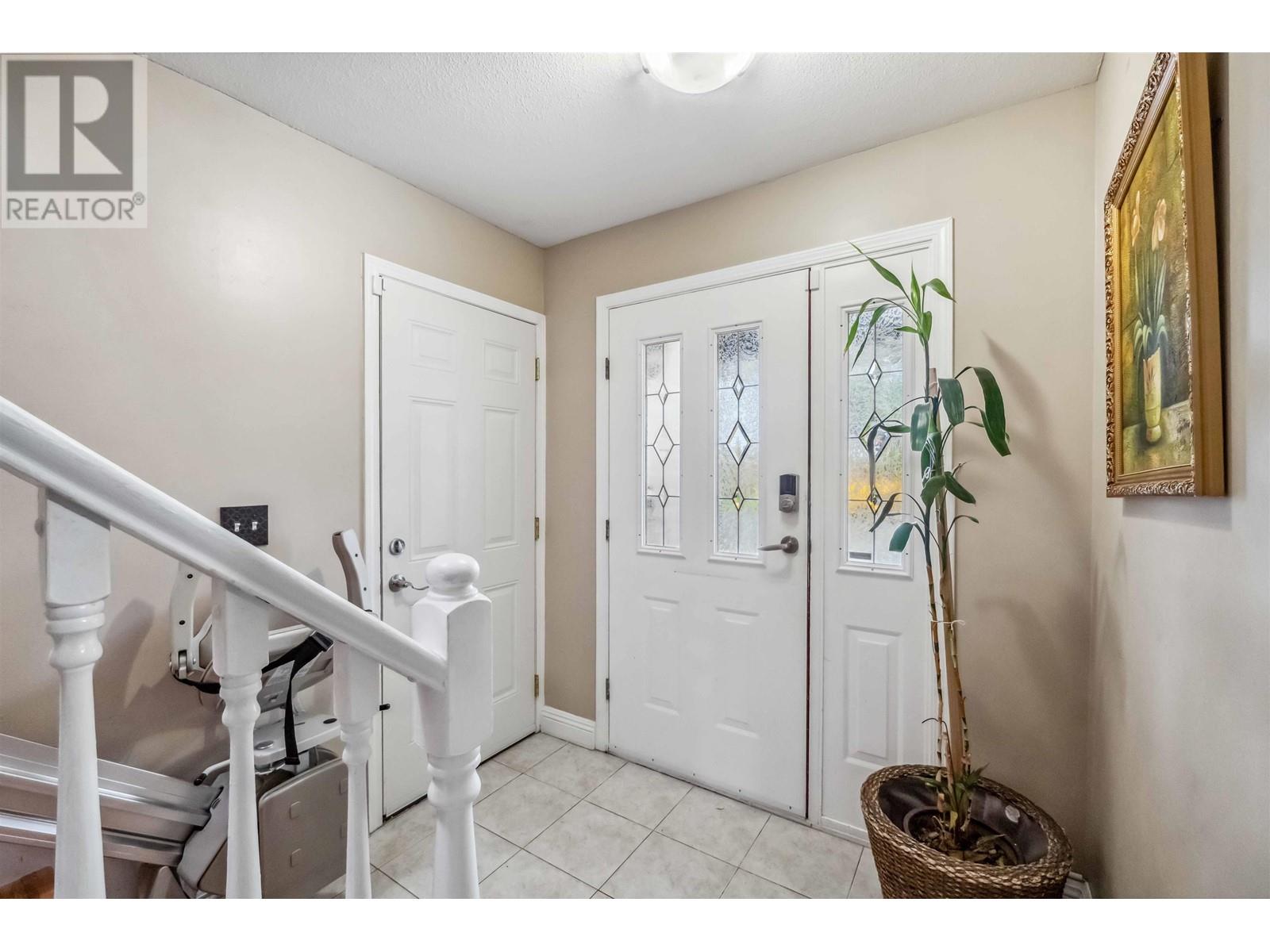 12281 233a Street, Maple Ridge, British Columbia  V2X 0P7 - Photo 4 - R3006445