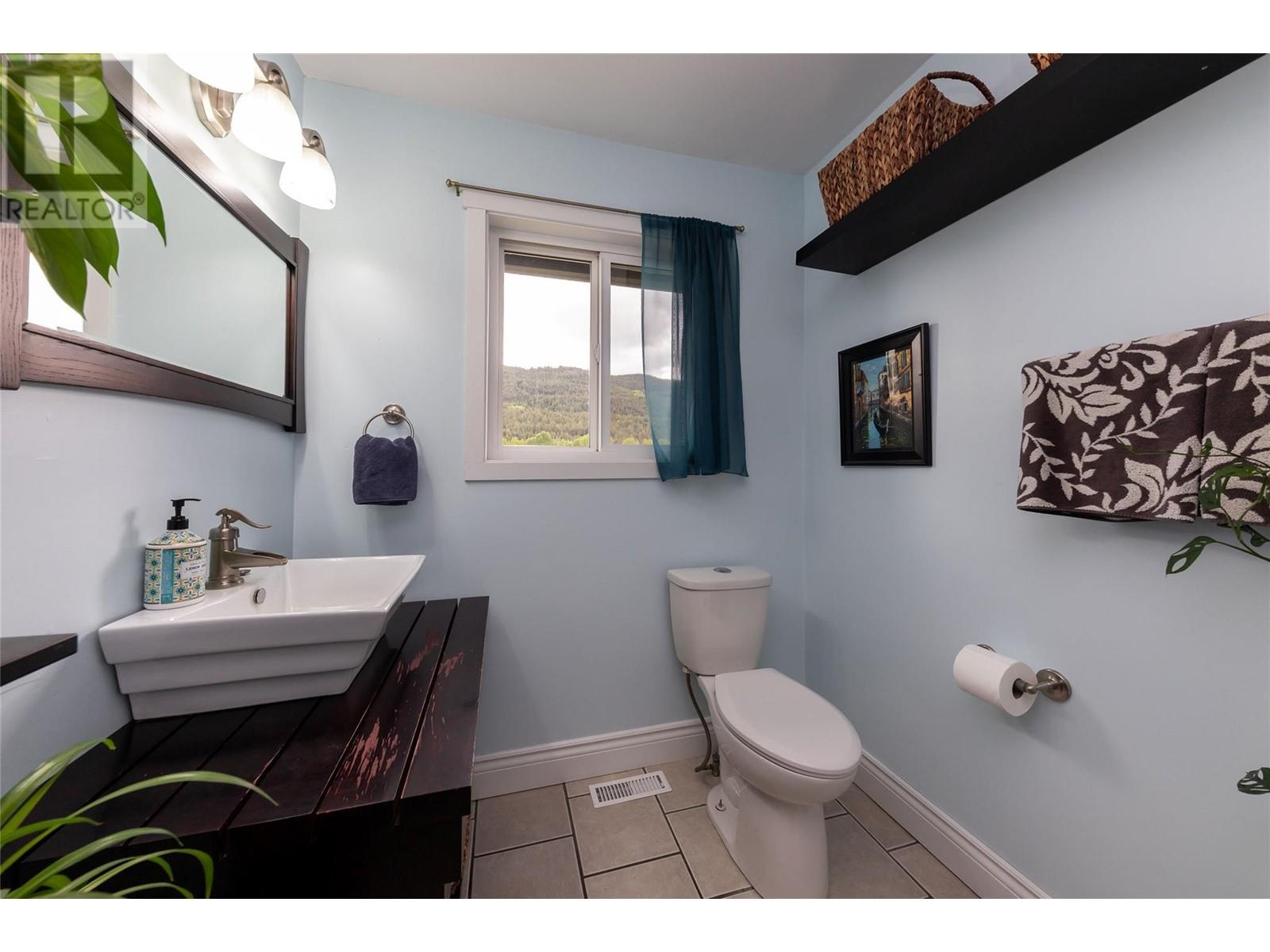 3602 Kamloops Vernon Highway, Monte Lake, British Columbia  V0E 2N0 - Photo 19 - 10348719