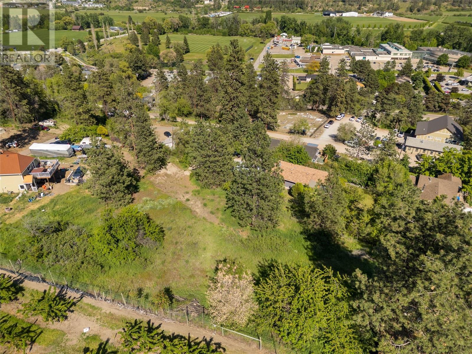 10286 Newene Road, Lake Country, BC V4V1V2