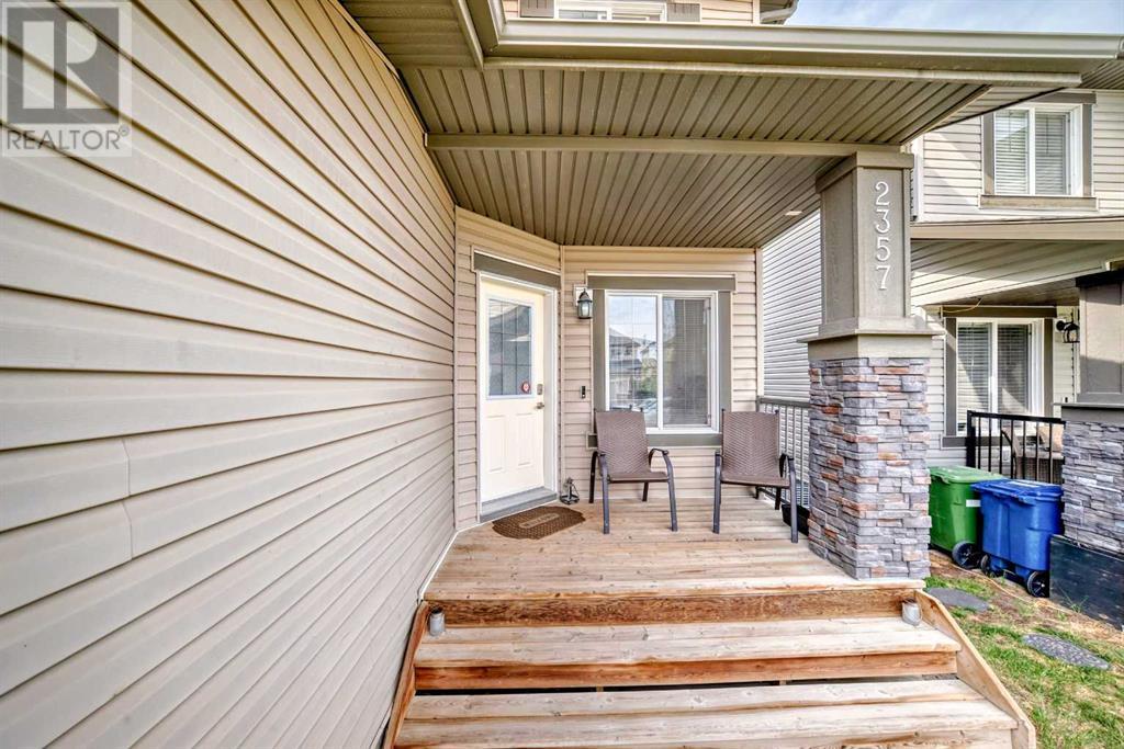 2357 Baywater Crescent Sw, Airdrie, Alberta  T4B 0B3 - Photo 2 - A2221370