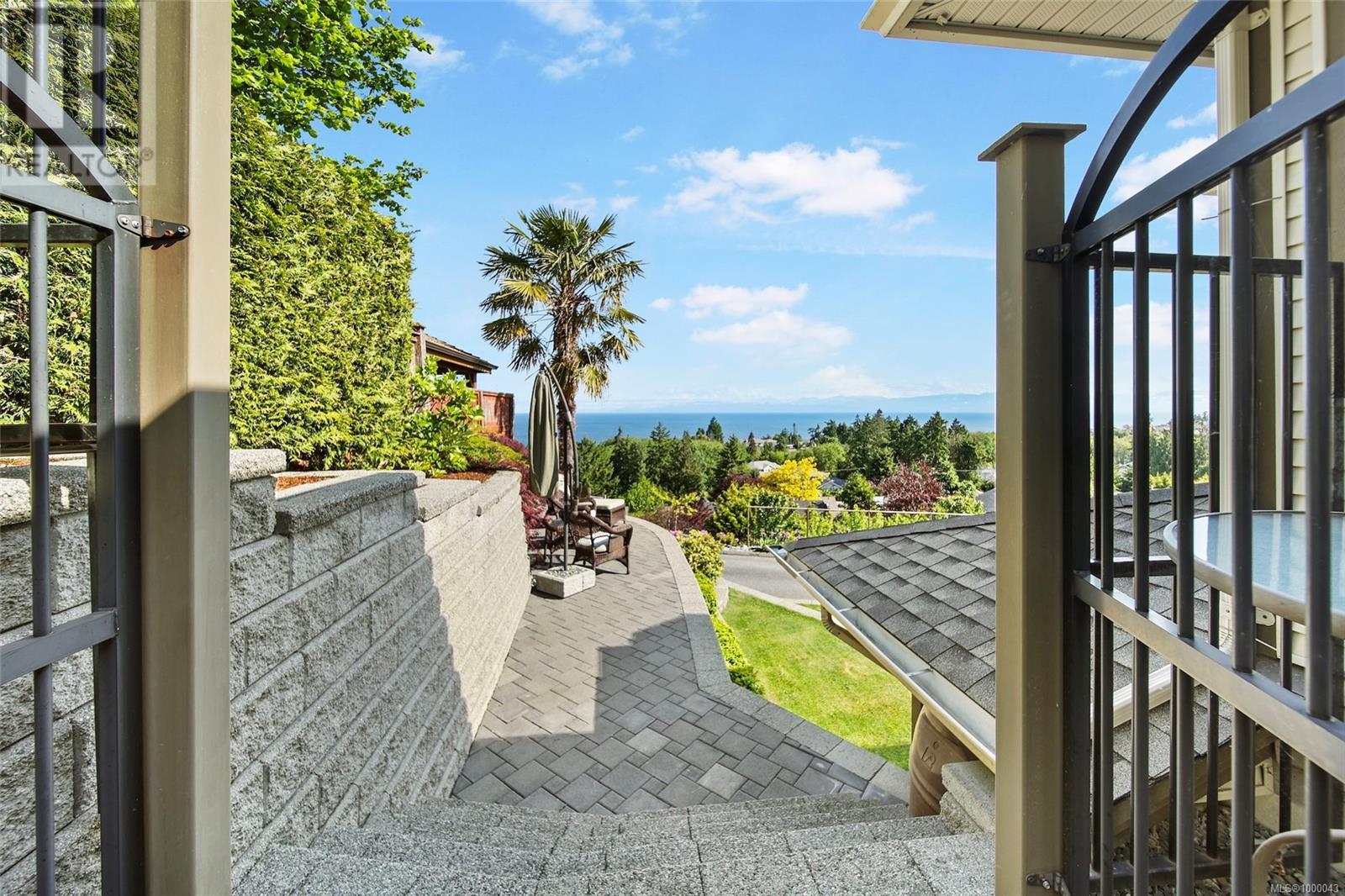 5248 Laguna Way, Nanaimo real estate listing 1000043 for sale