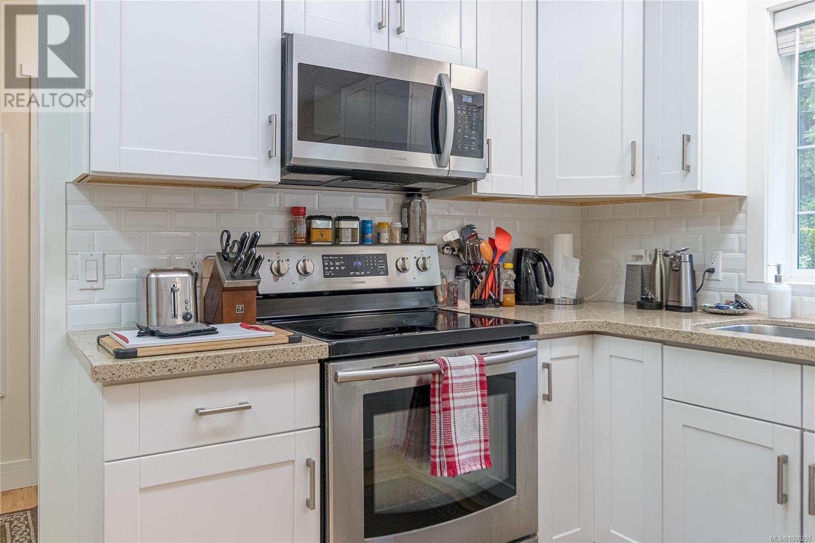 871 Harewood Mines Rd, Nanaimo real estate listing 1000297 for sale