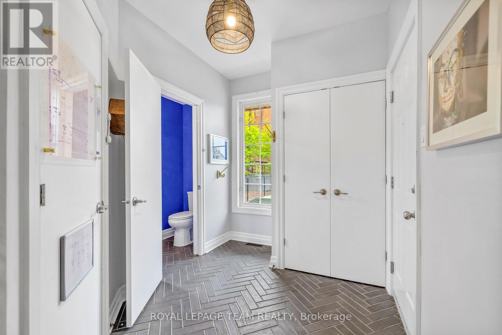 Property at H - 17 MELROSE AVENUE image 3