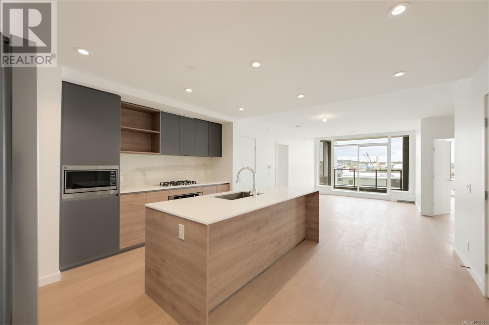 103 369 Tyee Rd, Victoria real estate listing 1000950 for sale