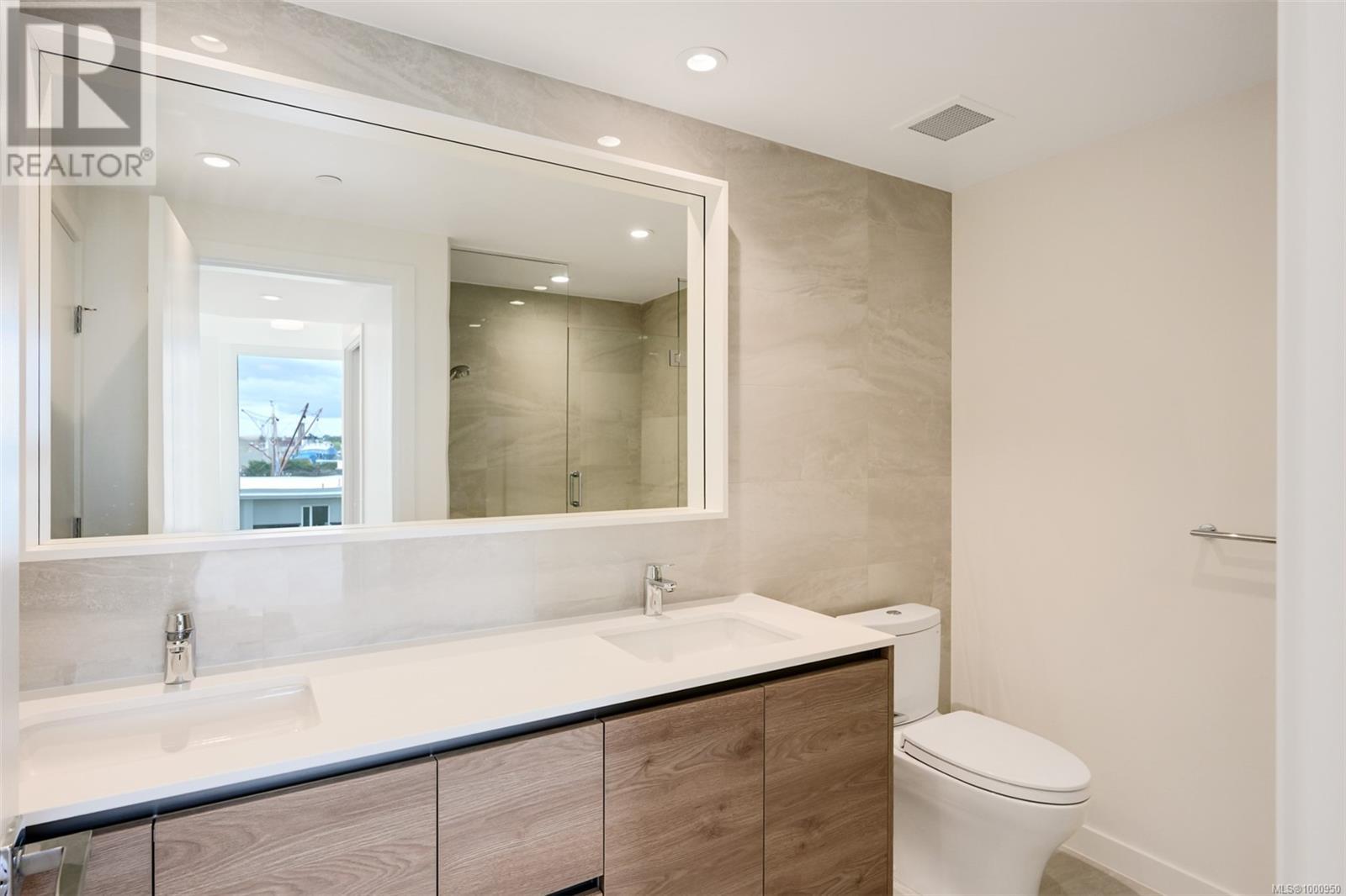 103 369 Tyee Rd, Victoria real estate listing 1000950 for sale
